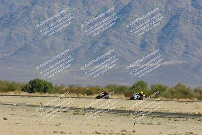 media/Nov-17-2024-CVMA (Sun) [[1fec520723]]/Race 8-Formulw LW Twins SHOOTOUT/